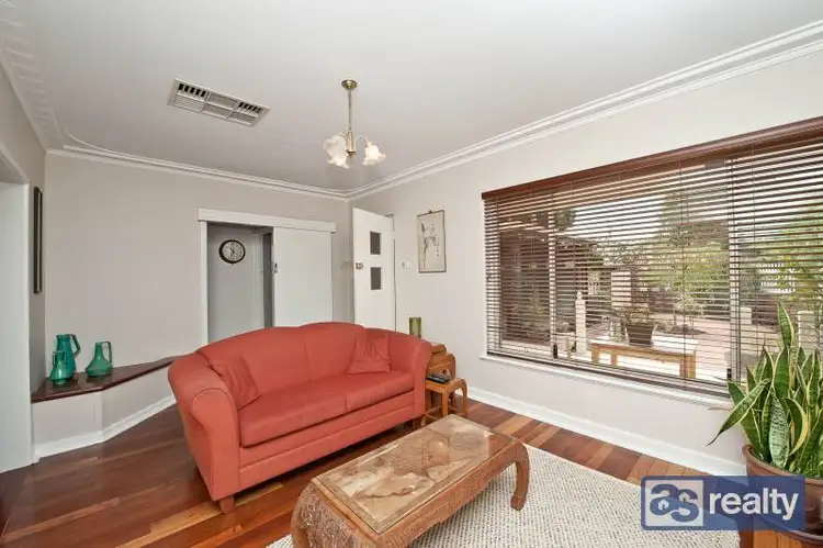 Fifth view of Homely semi-detached listing, A/465 Lennard Street, Dianella WA 6059