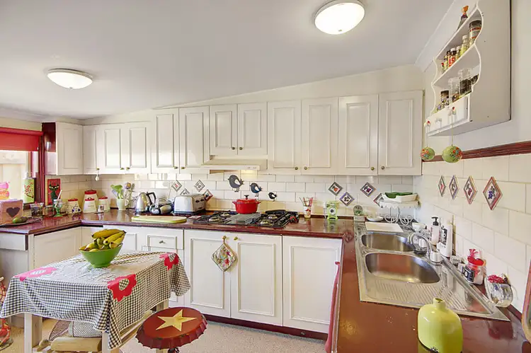 Second view of Homely house listing, 8 Breakwater Road, Thomson VIC 3219