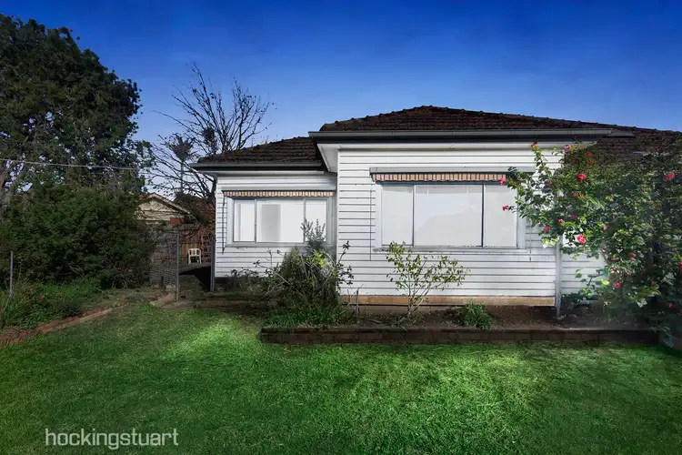 1 Acheron Avenue, Reservoir VIC 3073