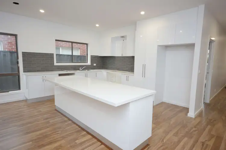 Fifth view of Homely house listing, 7 Eminence Way, Craigieburn VIC 3064