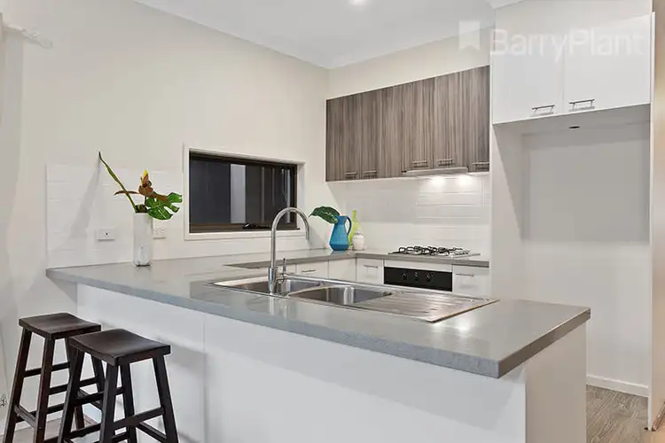 Third view of Homely townhouse listing, 3/111 Waverley Road, Chadstone VIC 3148