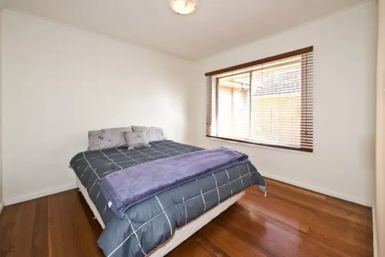 Fifth view of Homely house listing, 2/10 Fairview Grove, Watsonia VIC 3087
