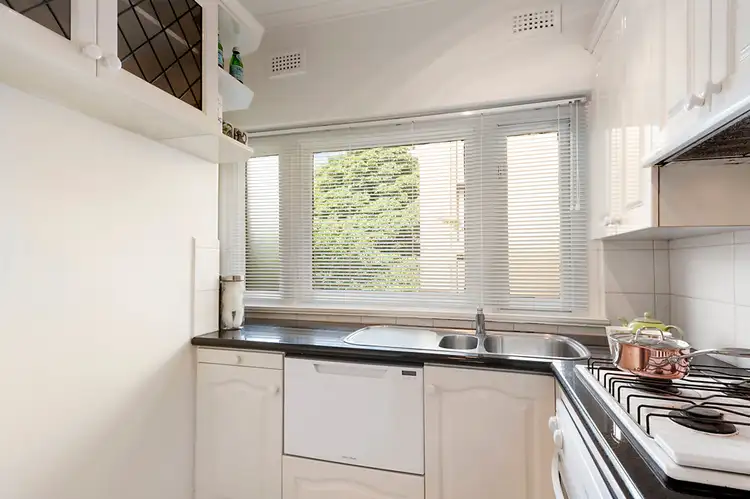 Fifth view of Homely apartment listing, 4/77 Alexandra Avenue, South Yarra VIC 3141