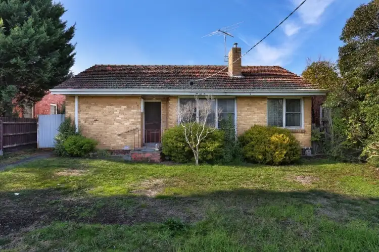 14 Hales Crescent, Jacana VIC 3047