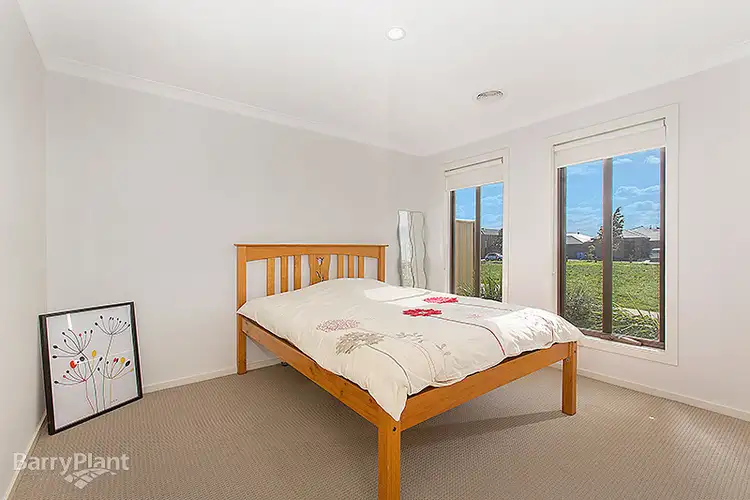 Fifth view of Homely house listing, 1 Valentine Lane, Cranbourne North VIC 3977