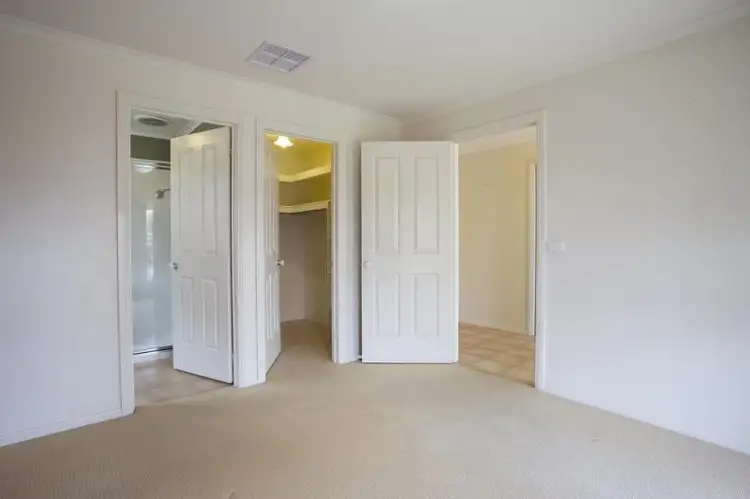 Sixth view of Homely house listing, 2 Battunga Court, Strathfieldsaye VIC 3551
