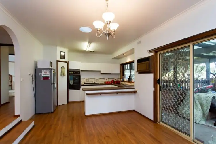 Sixth view of Homely house listing, 8 Marie Crescent, Wendouree VIC 3355