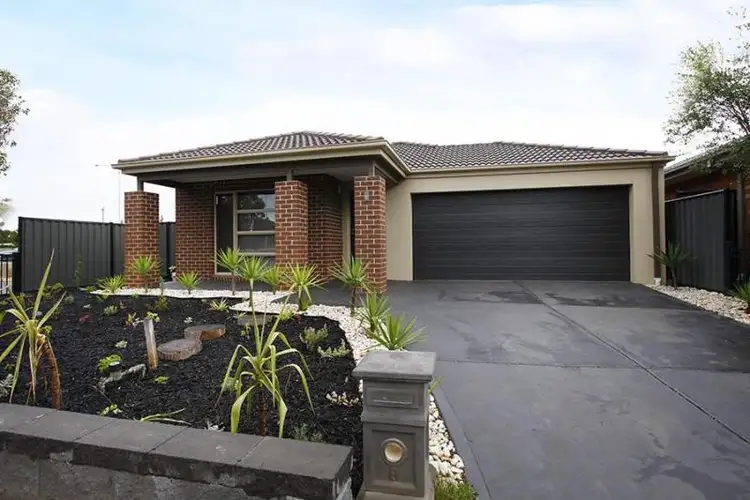 8 Balladong Crescent, Tarneit VIC 3029