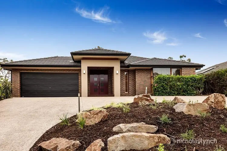 16 Essex Road, Mount Martha VIC 3934