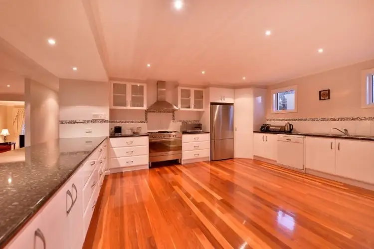Second view of Homely house listing, 8 Barellan Mews, Berwick VIC 3806