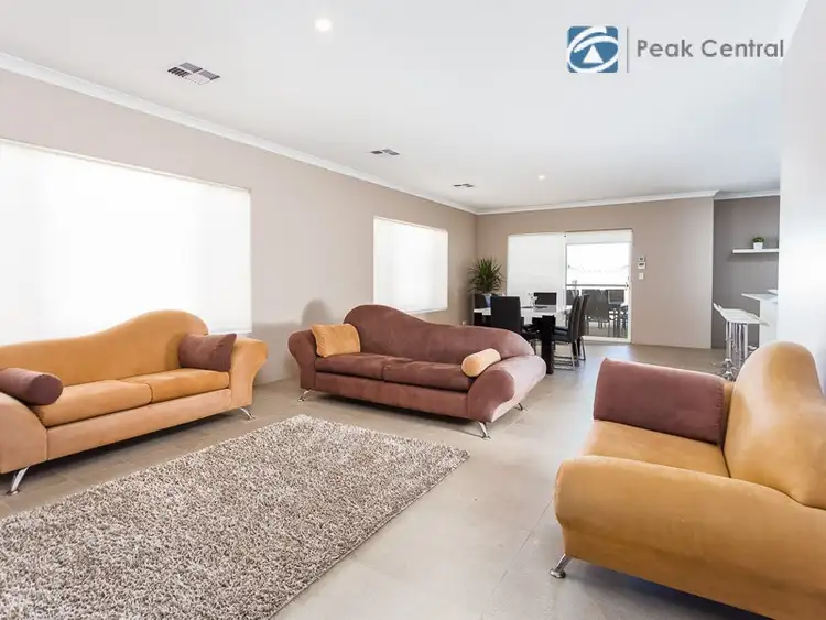 Second view of Homely house listing, 21 Pinelle Pwy, Aubin Grove WA 6164