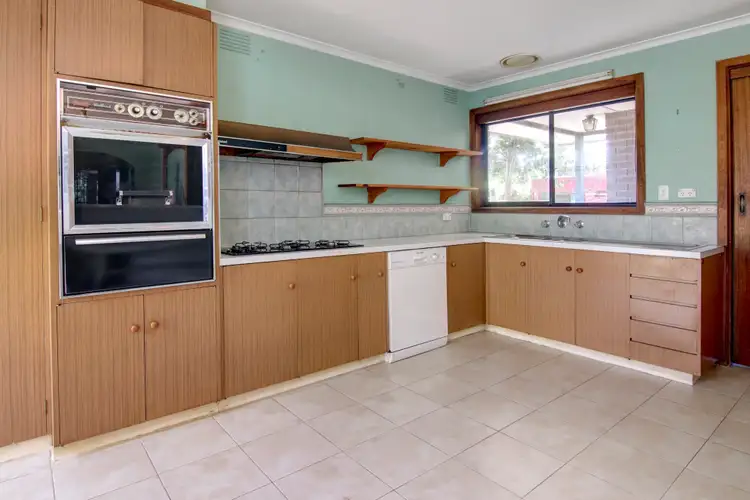 Second view of Homely house listing, 2 Turnberry Court, Frankston VIC 3199