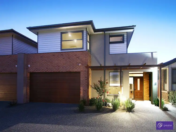 2/22 Buchanan Road, Berwick VIC 3806