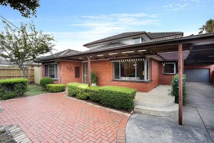33 Denver Crescent, Mulgrave VIC 3170