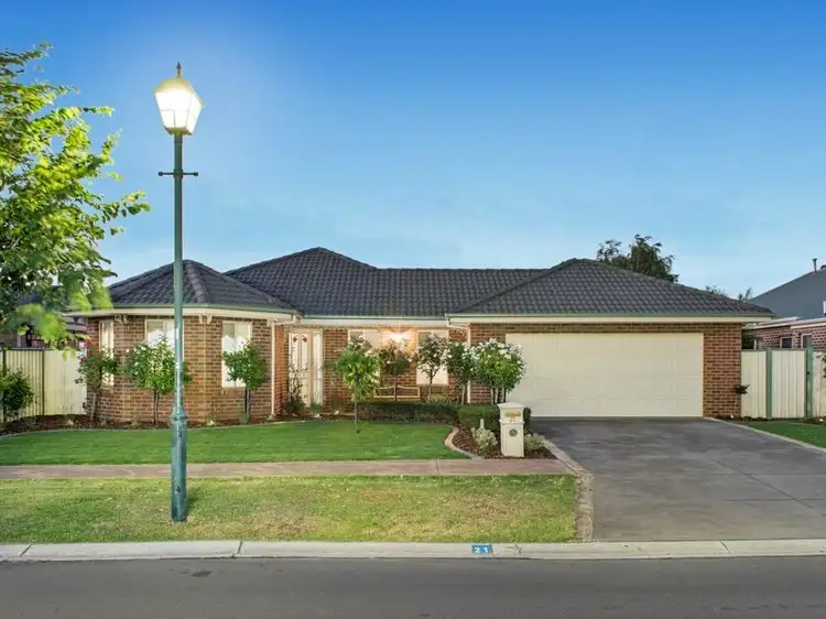 21 Hydefield Drive, Wyndham Vale VIC 3024