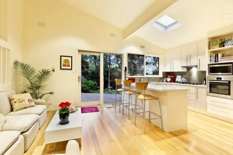 Sixth view of Homely house listing, 8 Baringa Place, Eltham VIC 3095