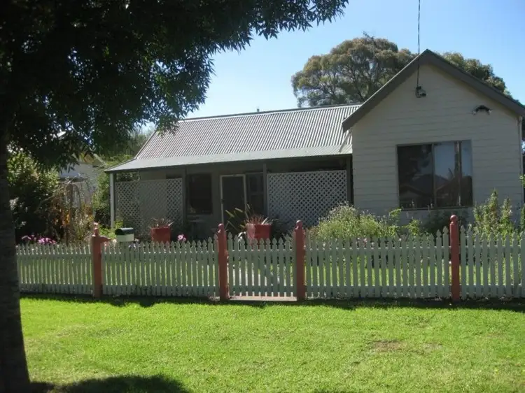 53 Grey Street, Glen Innes NSW 2370
