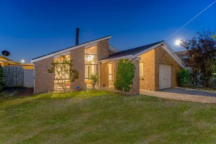 53 Roach Drive, Altona Meadows VIC 3028