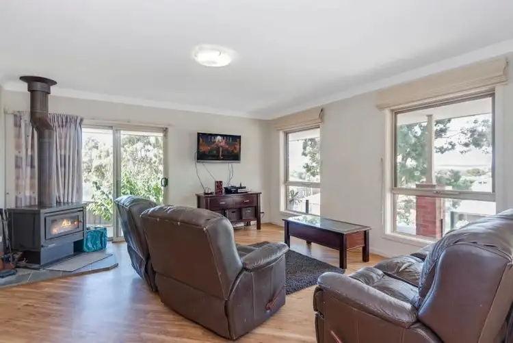 Fifth view of Homely house listing, 37 Lorikeet Crescent, Whittlesea VIC 3757