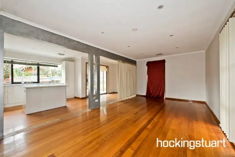Third view of Homely house listing, 2 Debra Court, Yallambie VIC 3085