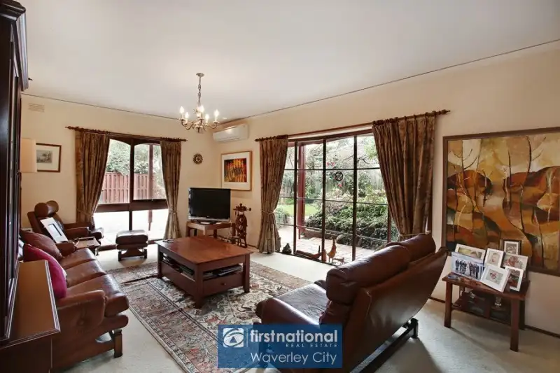 Main view of Homely house listing, 10 Florida Street, Mount Waverley VIC 3149