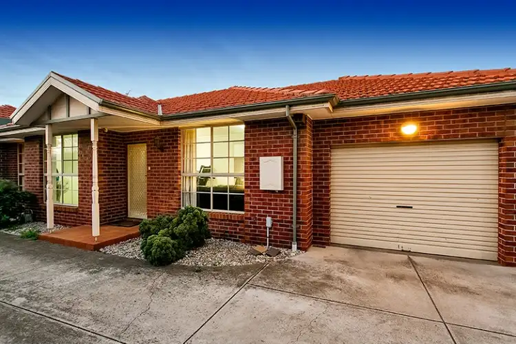 2/24 Millers Road, Brooklyn VIC 3012