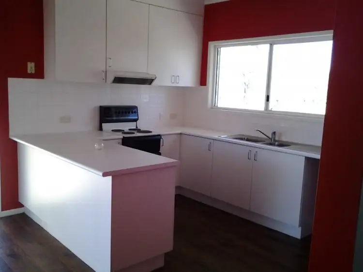 Fourth view of Homely house listing, 4 Lindeman Place, Emerald QLD 4720