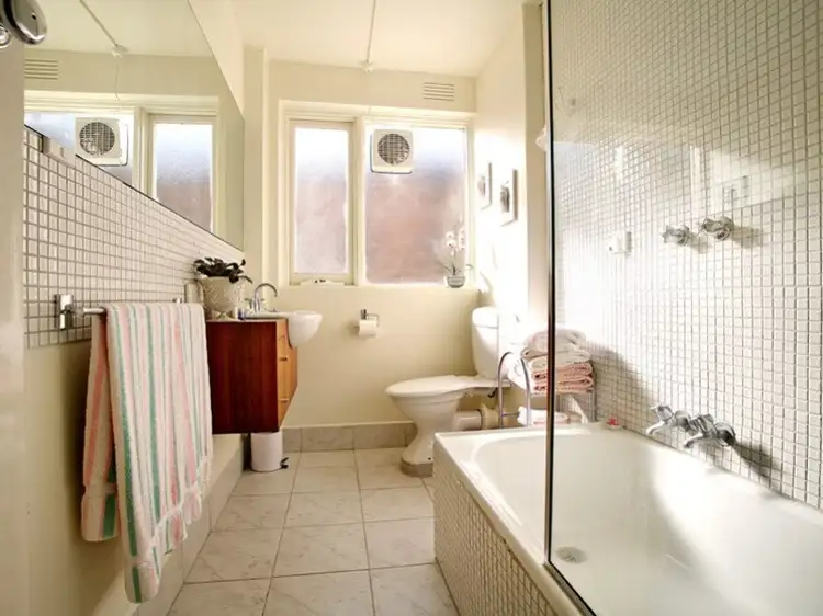 Fifth view of Homely apartment listing, 4/9 St Georges Road, Armadale VIC 3143