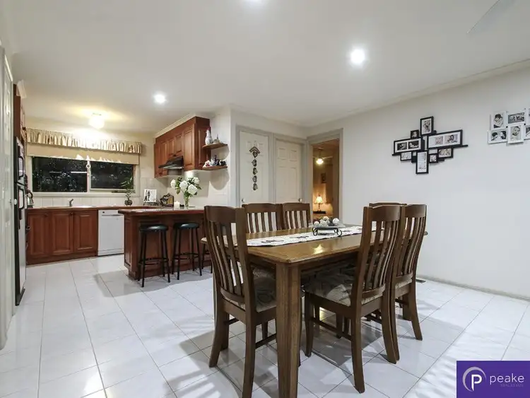 Sixth view of Homely house listing, 3 Bayliss Court, Berwick VIC 3806