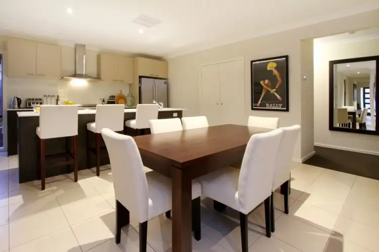 52 Eynesbury View, Wollert VIC 3750
