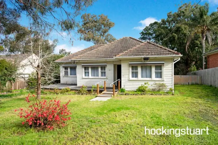 15 Greenhill Road, Greensborough VIC 3088