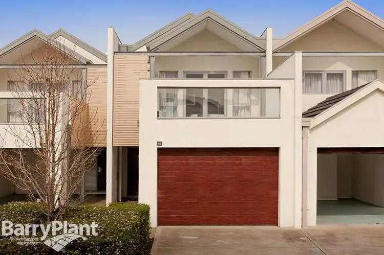 45/9 Greg Norman Drive, Sanctuary Lakes VIC 3030