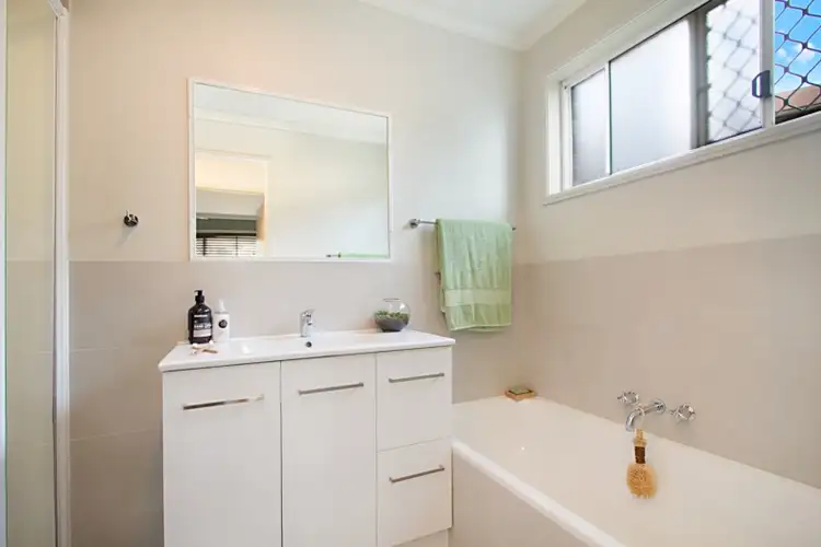 Sixth view of Homely semi-detached listing, 20 Lilly Pilly Drive, Banora Point NSW 2486