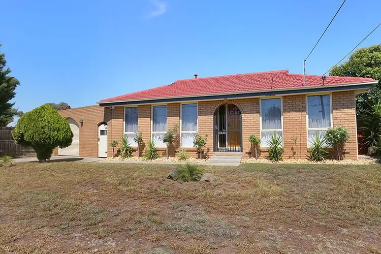 6 Glenmaggie Drive, St Albans VIC 3021