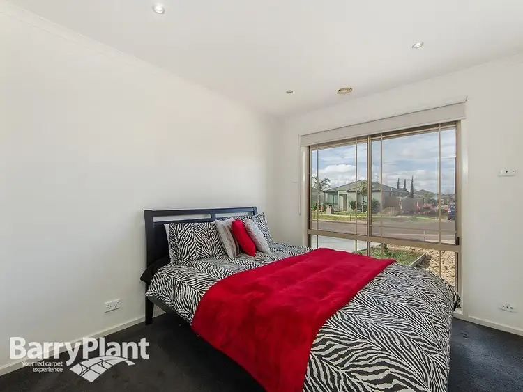 Fifth view of Homely house listing, 15 Mankina Circuit, Delahey VIC 3037