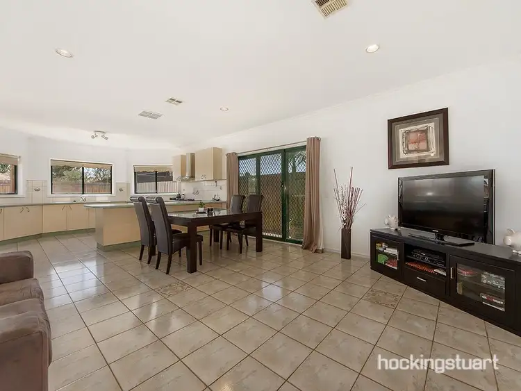 Sixth view of Homely house listing, 14 Jacqueline Court, Hillside VIC 3037