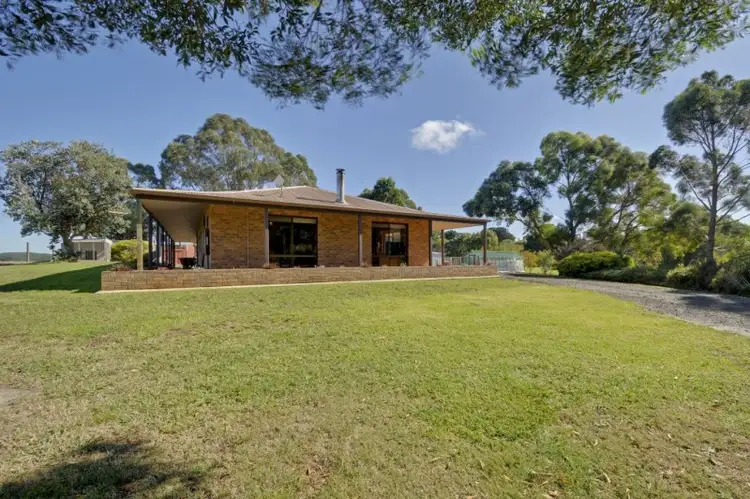 5 Deys Road, Tyers VIC 3844