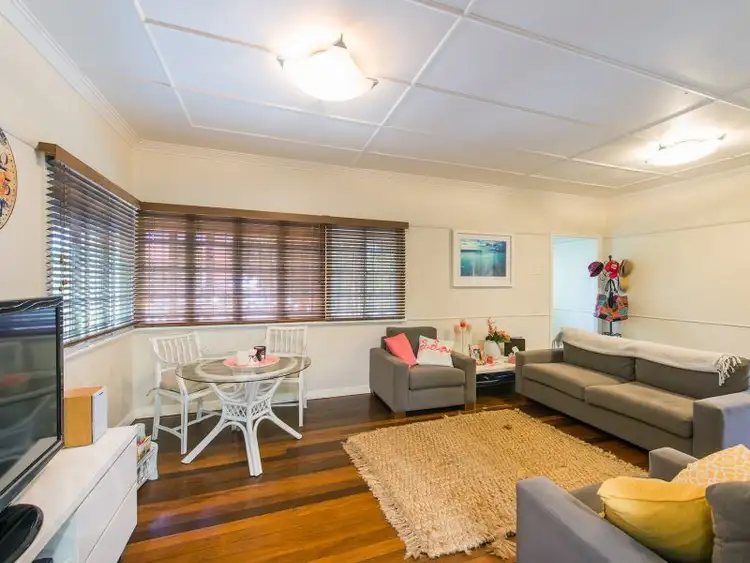 Second view of Homely house listing, 32 Dorothea Street, Cannon Hill QLD 4170