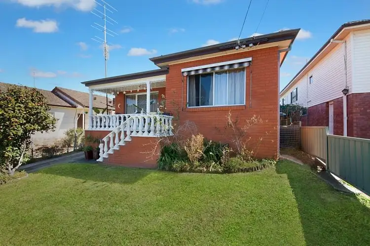 28 Margaret Street, Wyong NSW 2259