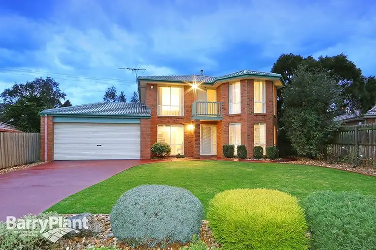 19 Adam Cl, Rowville VIC 3178