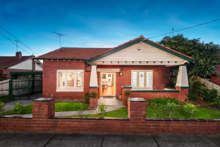 15 Down Street, Reservoir VIC 3073