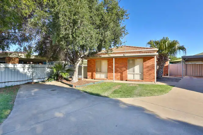 Seventh view of Homely unit listing, 1/2 Peter Close, Red Cliffs VIC 3496