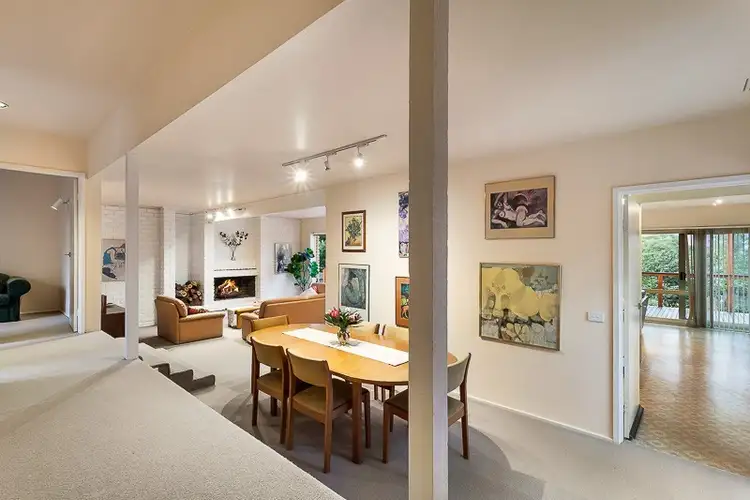 Second view of Homely house listing, 7 Gwenda Court, Lower Plenty VIC 3093