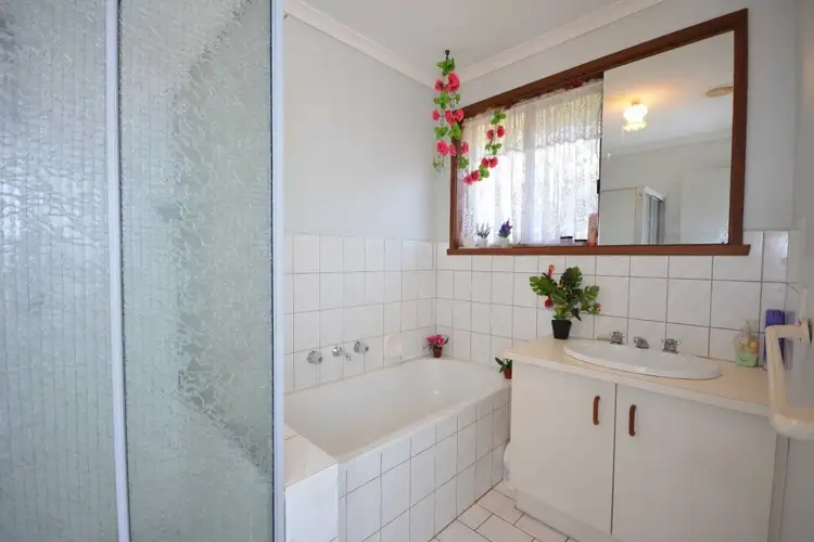 Sixth view of Homely house listing, 7 St. Austell Court, Craigieburn VIC 3064
