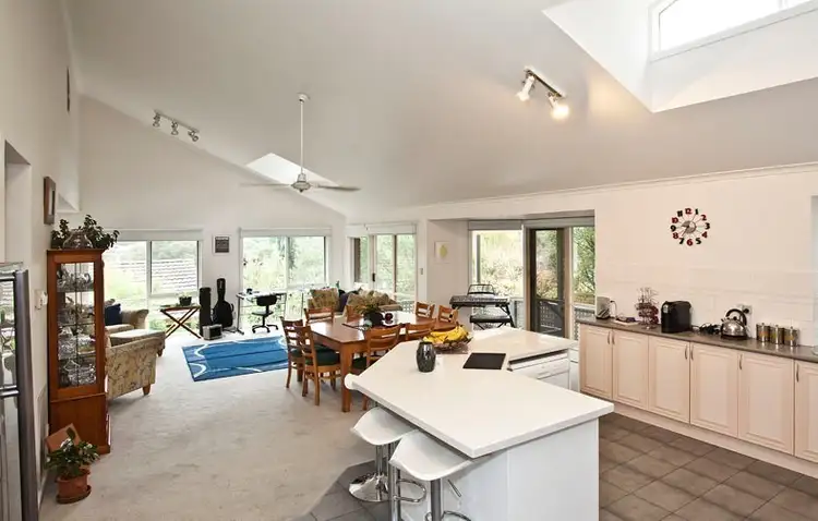 Sixth view of Homely house listing, 1 Daniel Court, Warranwood VIC 3134