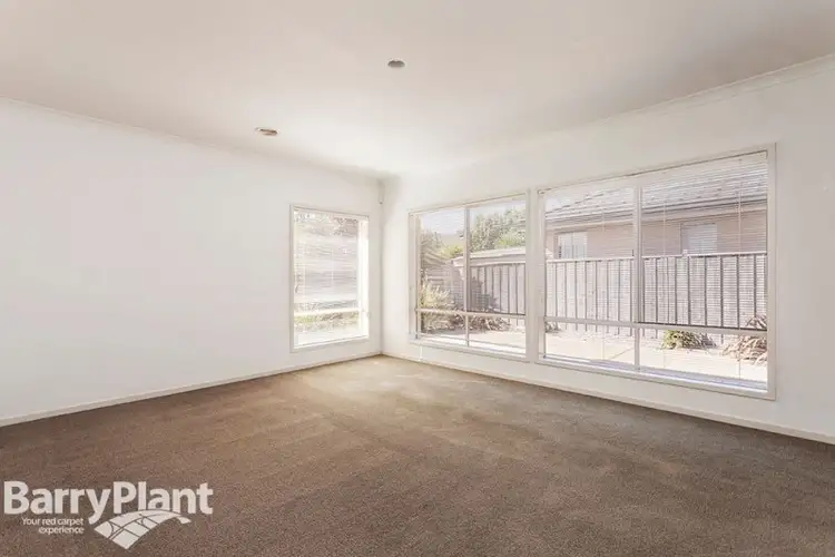 Sixth view of Homely house listing, 31 Middle Park Drive, Sanctuary Lakes VIC 3030