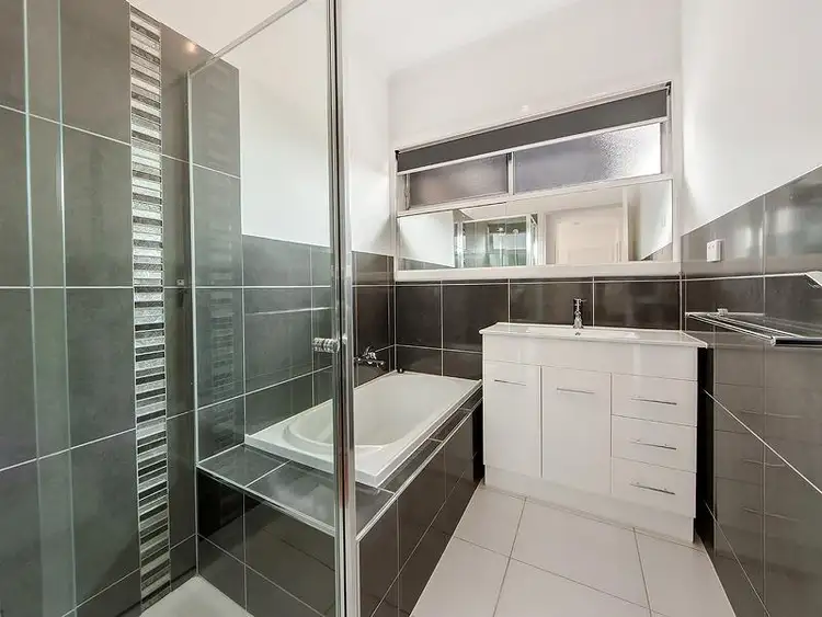 Seventh view of Homely house listing, 1/22 Fox St, St Albans VIC 3021