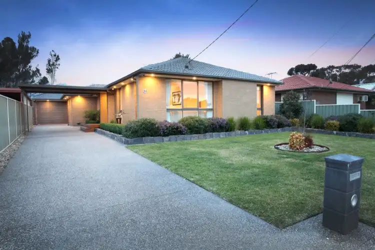 34 Handsworth Crescent, Tullamarine VIC 3043
