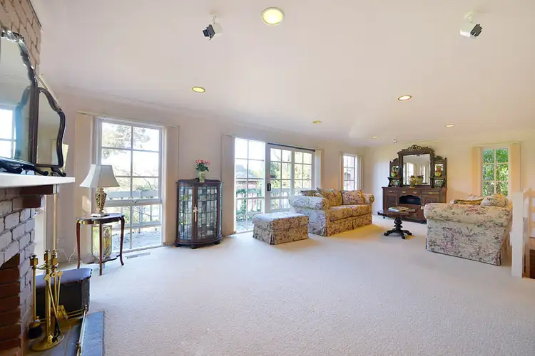 Fifth view of Homely house listing, 2 Sheldon Place, Wheelers Hill VIC 3150