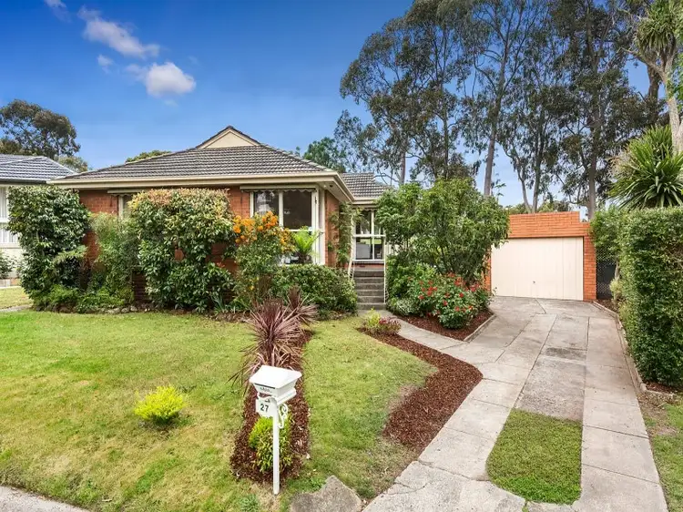 27 Kevin Avenue, Blackburn VIC 3130